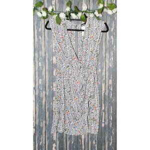 NWT A'GACI Shop 17 Juniors Ladies White Dress Size S V-Neck Elastic Waist Belt